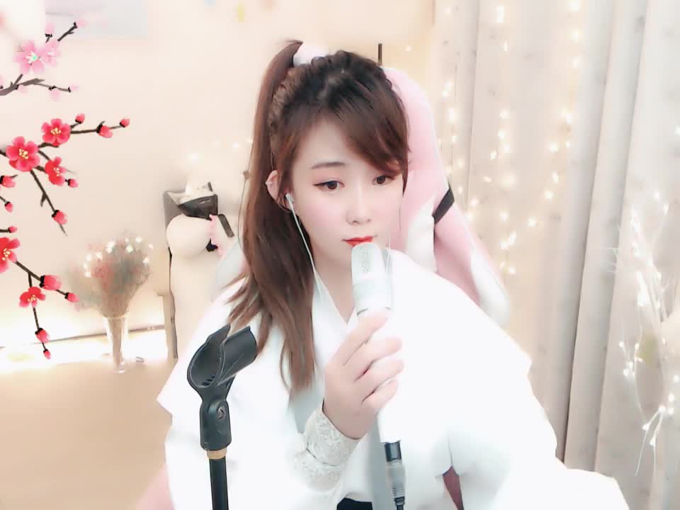 小匆匆 - 视频 | 酷狗直播 | 一个真正唱歌的直播平台